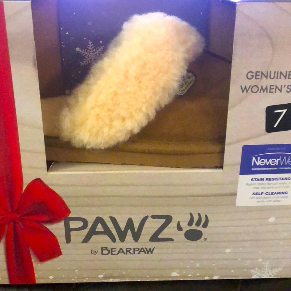 PAWZ by BEARPAW Mackenzie suede scuff slipper size 7 light brown hickory color
